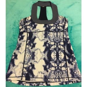 Lululemon tank